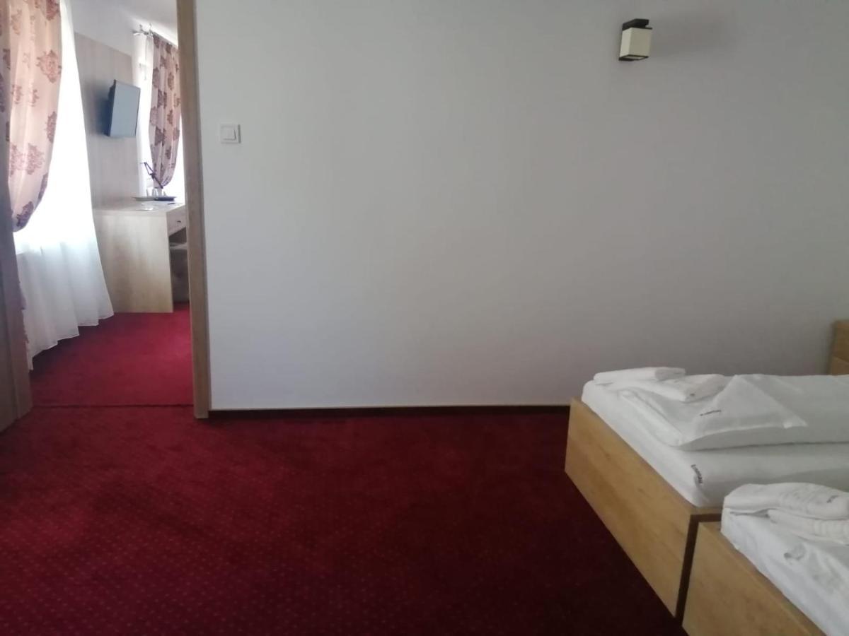 Pensiunea Rosenau Rîşnov Exterior foto